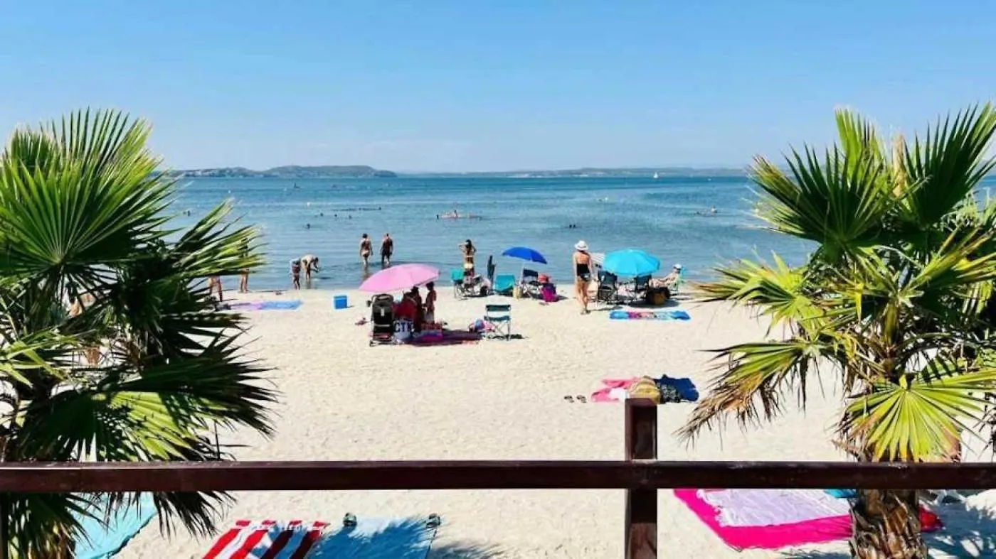 Campsite Camping 3 Etoiles - Piscine - Ccbaega Saint-Mitre-les-Remparts France
