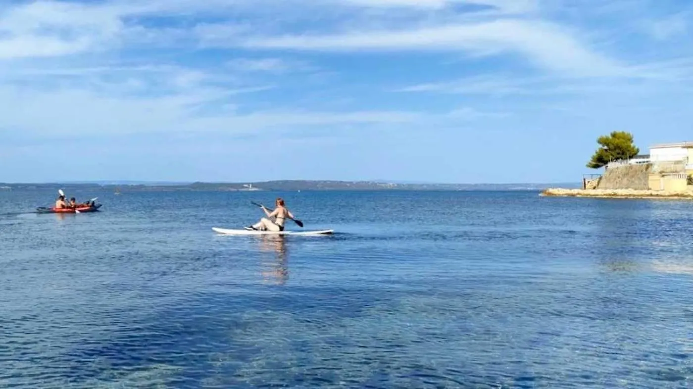 Camping 3 Etoiles - Piscine - Ccbaega Saint-Mitre-les-Remparts